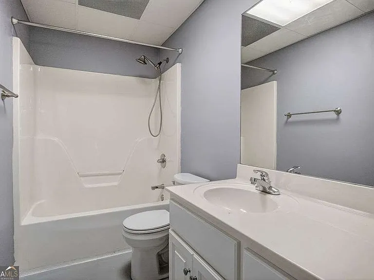 354 E Creek Bnd — Photo 39