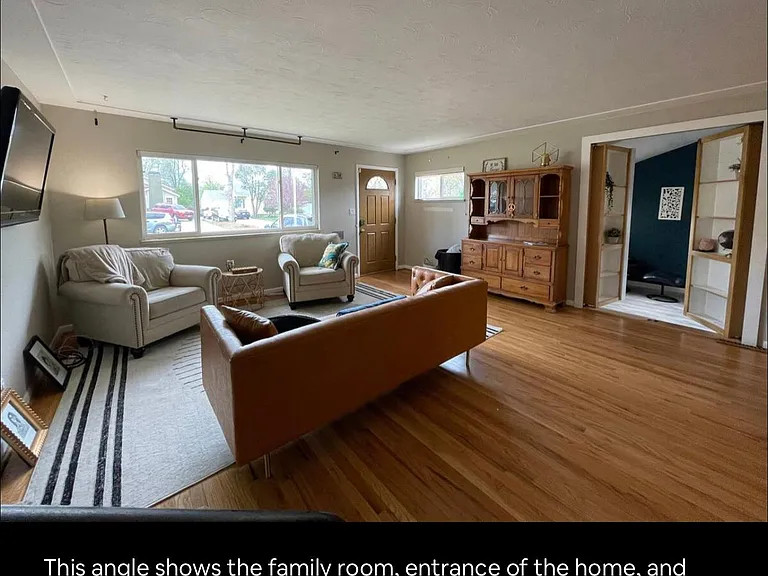 3026 S Ogden St — Photo 4