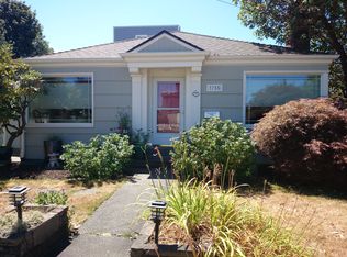 3755 SW Southern St, Seattle, WA 98126