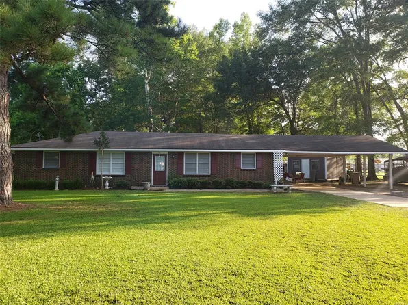 211 Barrett Rd, Selma, AL 36701