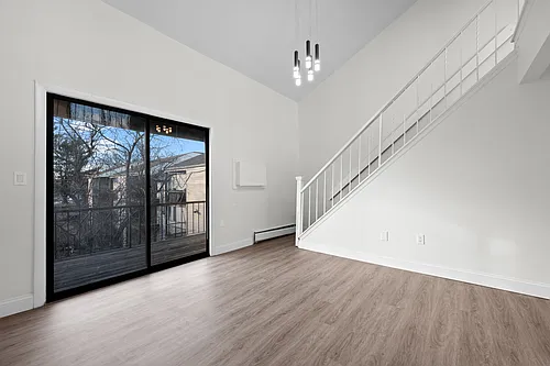 130 Silver Ln Photo 1
