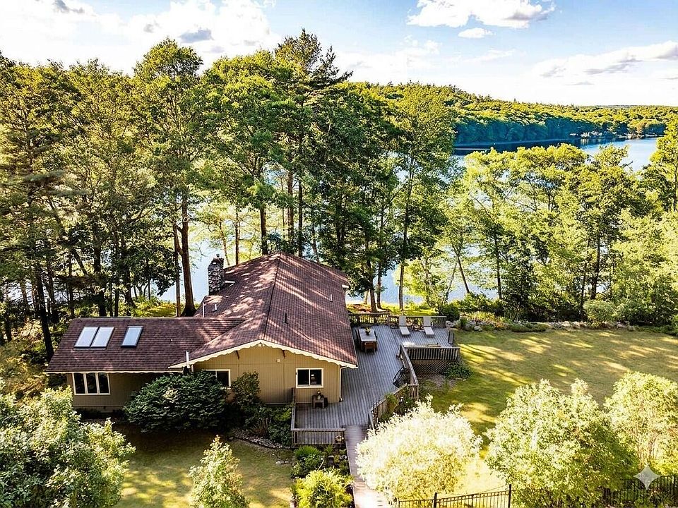 1st image of 122 Dewmar Lane