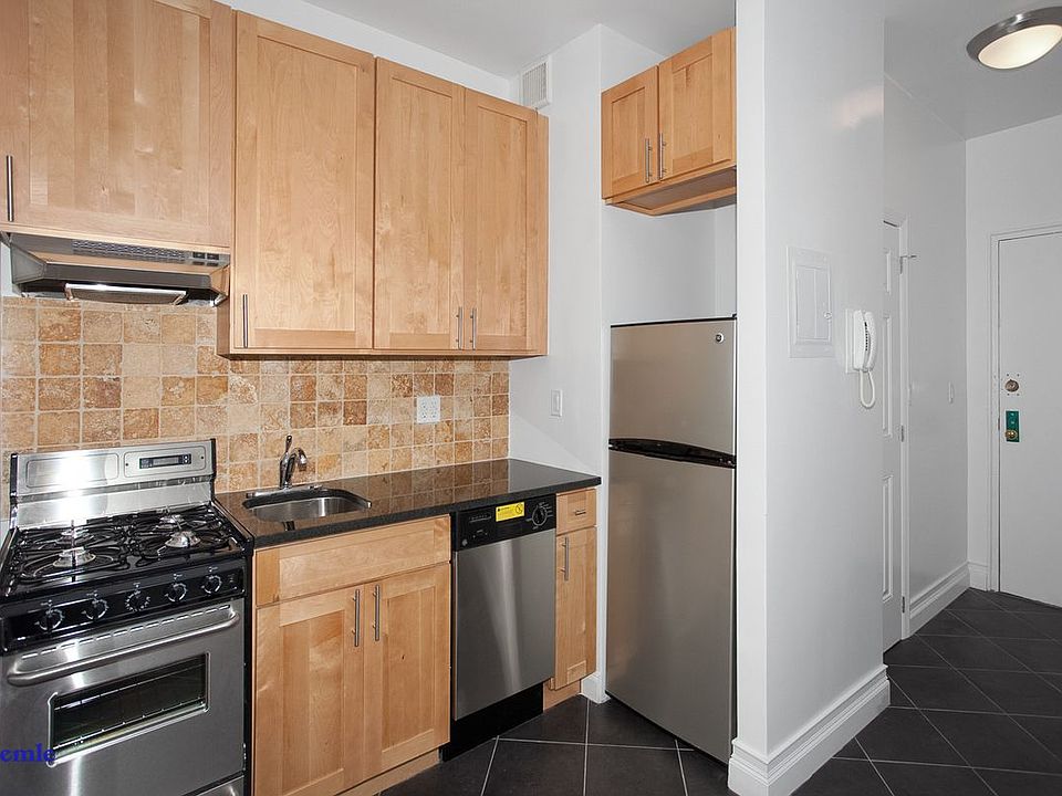 1st image of 505 E 88th St APT 3A