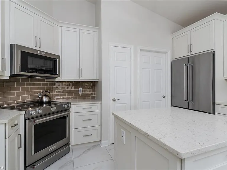 3295 Twilight Ln #5302 — Photo 1