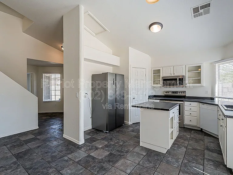 11309 N 89th Dr — Photo 15