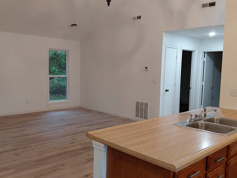1208 Winchester Dr #1208 — Photo 13