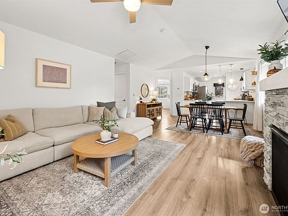 2nd image of 521 E Van Dam Place