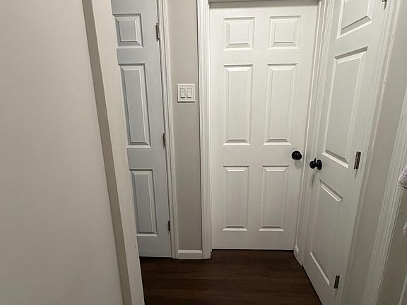 4th image of 25 Simpson St