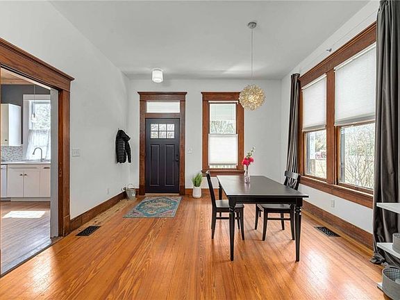 3rd image of 6606 Hergotz Ln