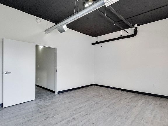 3rd image of 620 S 3rd St #309