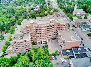 10101 Yonge St #101, Richmond Hill, ON