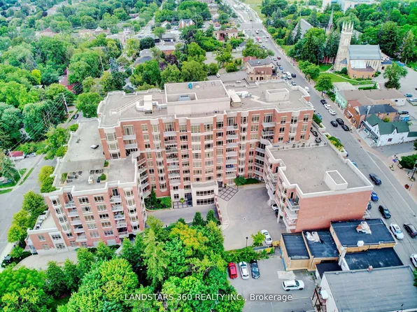 10101 Yonge St #101, Richmond Hill, ON L4C 0V6