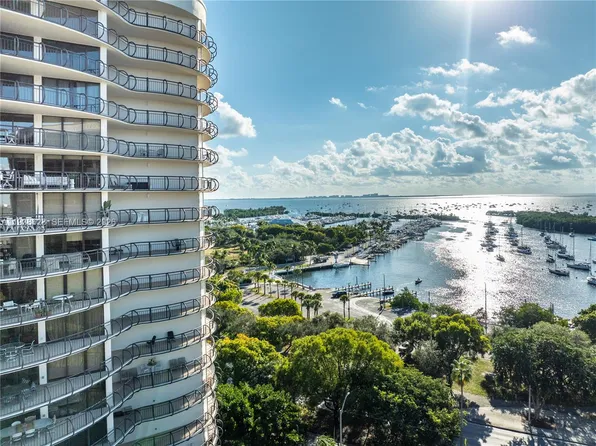 2843 S Bayshore Dr APT 6B, Miami, FL 33133