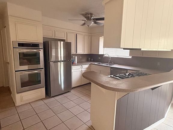 2nd image of 4622 Coventry Ln