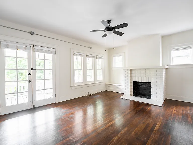 536 Boulevard Pl NE #1 — Photo 10