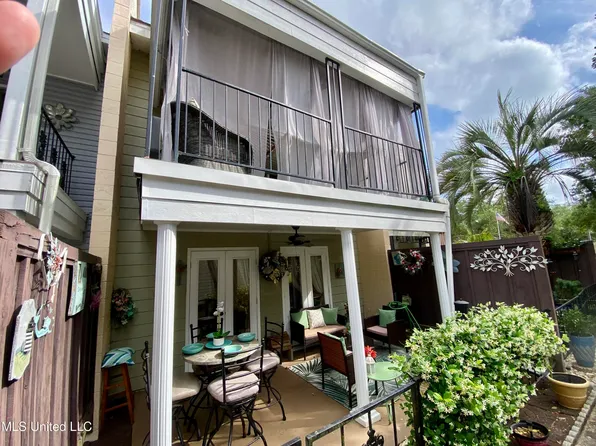 2501 Gulf Ave APT 33, Gulfport, MS 39501