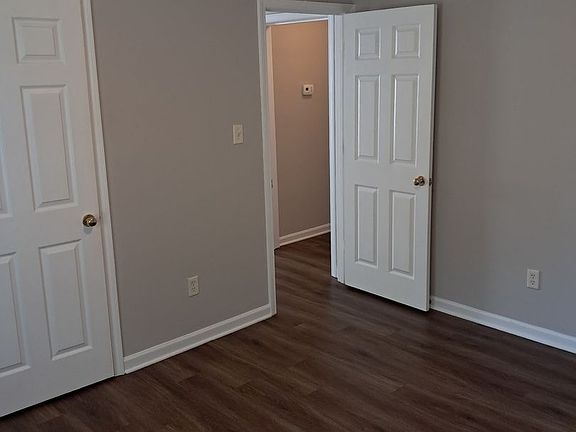 5th image of 1515 Pollard Ave