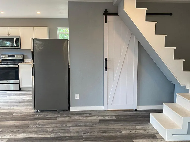 2621 Wood Ave #B — Photo 6