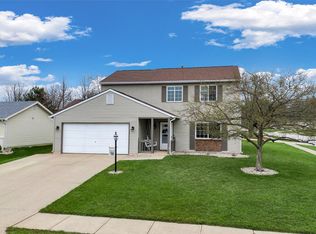 15006 Hedgebrook Dr, Huntertown, IN 46748