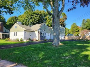 120 Killdeer Rd, Hamden, CT 06517