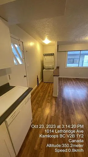 1014 Lethbridge Ave #1A — Photo 6