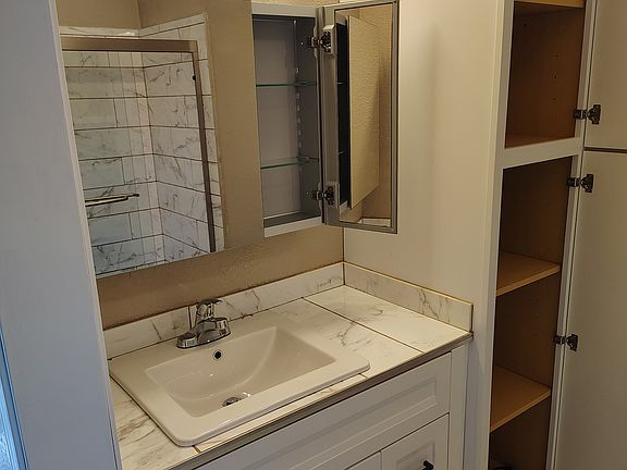 5th image of 3116 Joanne Cir