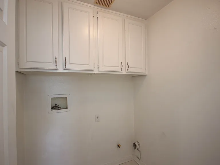 2911 Spruce Ct — Photo 20
