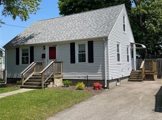 94 Gould Ave, Warwick, RI 02888