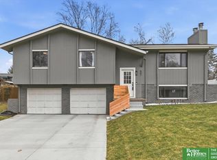 501 Laredo Rd, Papillion, NE 68046