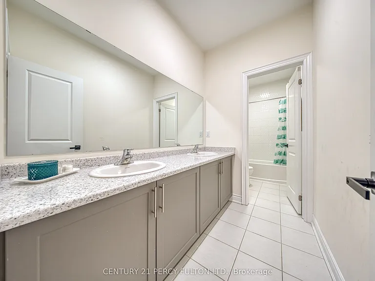 1223 Plymouth Dr — Photo 19