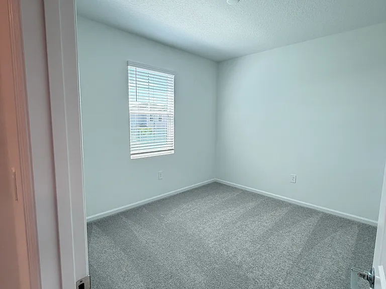 4700 Millenia Blvd — Photo 40