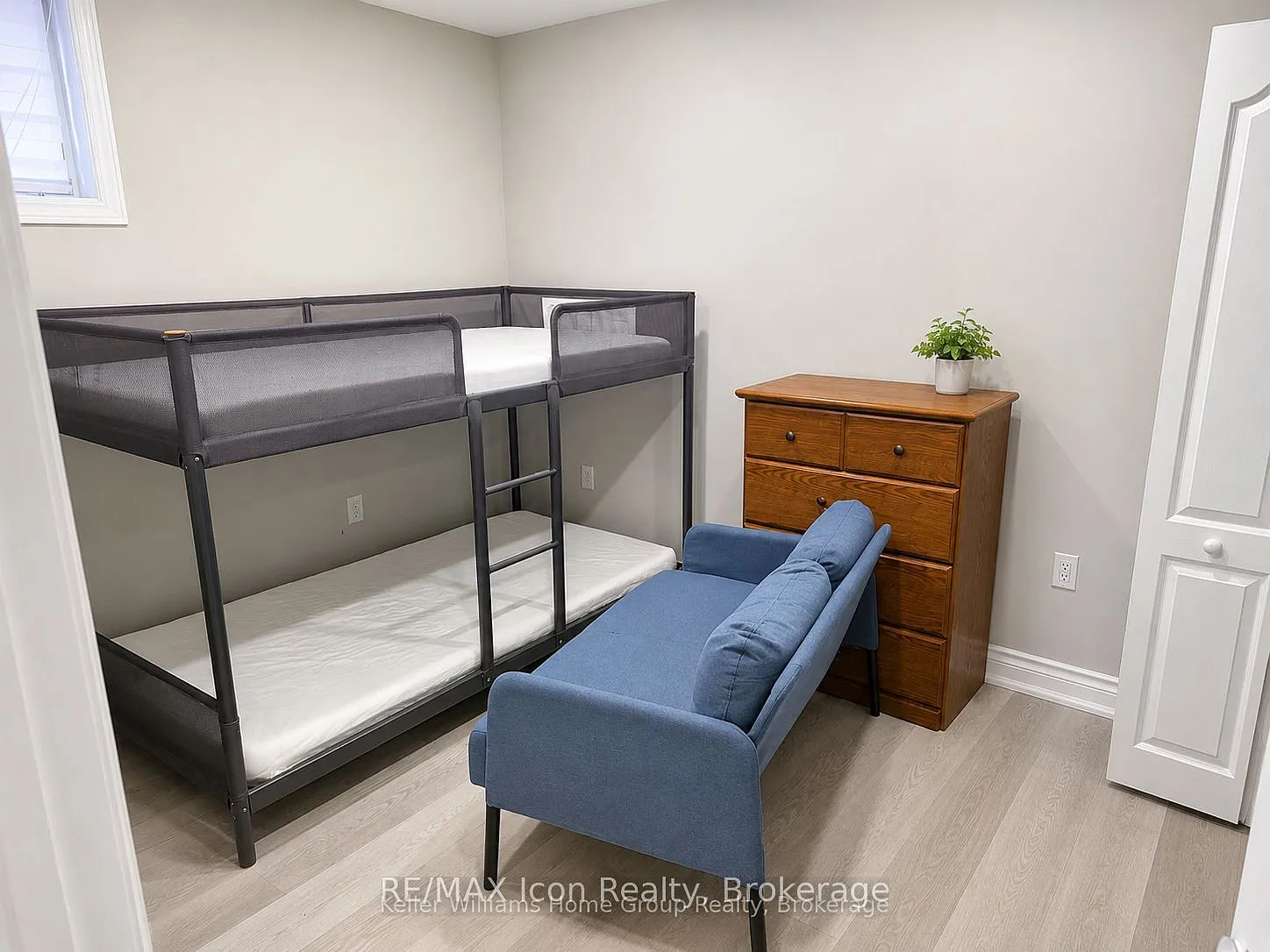 2 bed, $1,800 — Photo 2