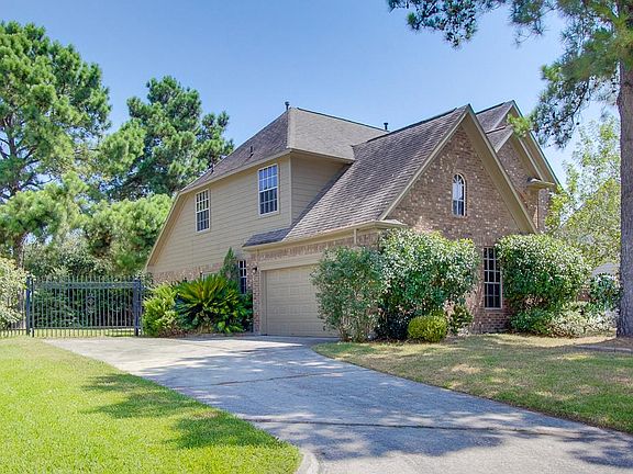 2nd image of 20010 Wood Walk Ln