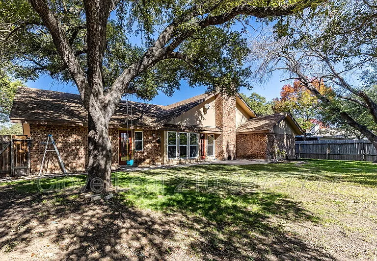 7510 Louisa Allen Ct — Photo 44