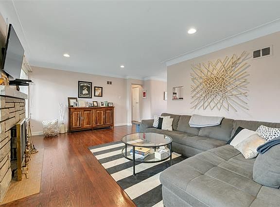 2nd image of 5456 Childress Ave