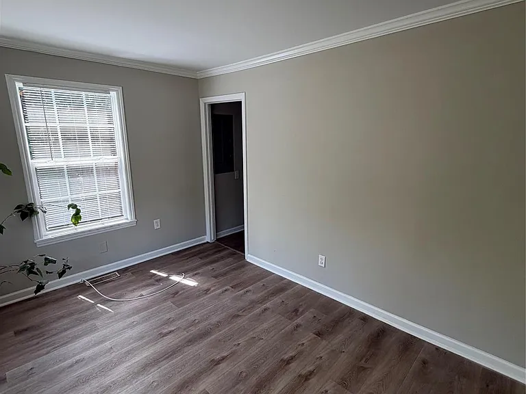 3837 Ironwood St — Photo 3