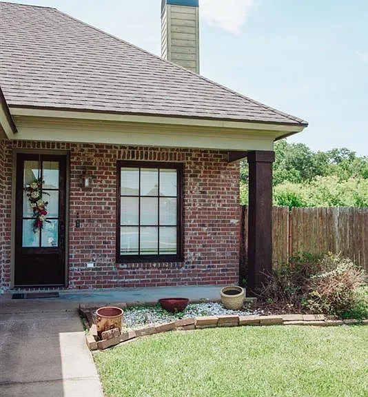 222 Bald Eagle Dr — Photo 2