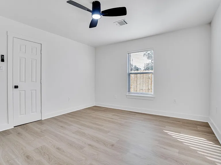 6123 Tuskegee St — Photo 11