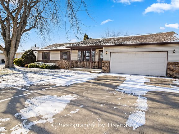 2nd image of 473 Mohawk Dr