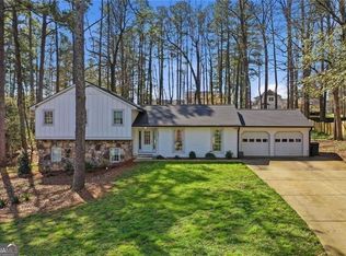 1562 Hillhaven Dr, Marietta, GA 30062