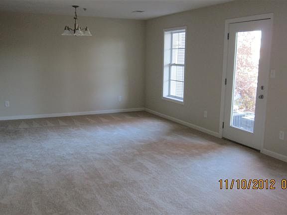 3rd image of 857 Malabu Dr APT 3002