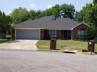 9904 Glen Flora Cir, Fort Smith, AR 72908