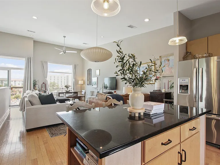 1702 S Lamar Blvd #3 — Photo 1