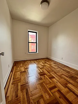 Rented by Dwell Residential Inc | media 16