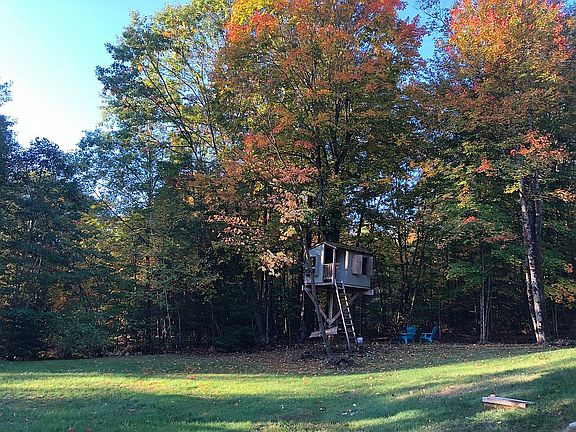 Tree house with fall colors
