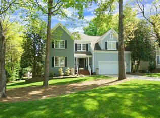 109 Leblanc Ct, Cary, NC 27513