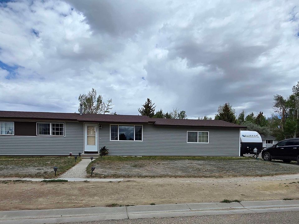 1st image of 907 Plateau Rd