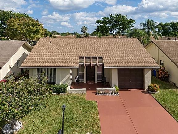 2nd image of 1532 SW 21st Way