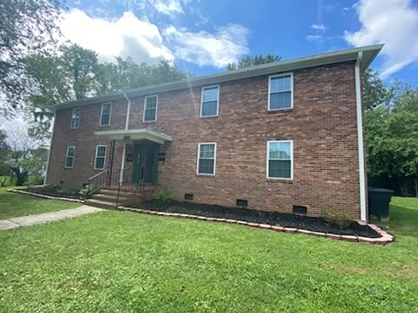 308 Spring St #3, Mount Airy, NC 27030