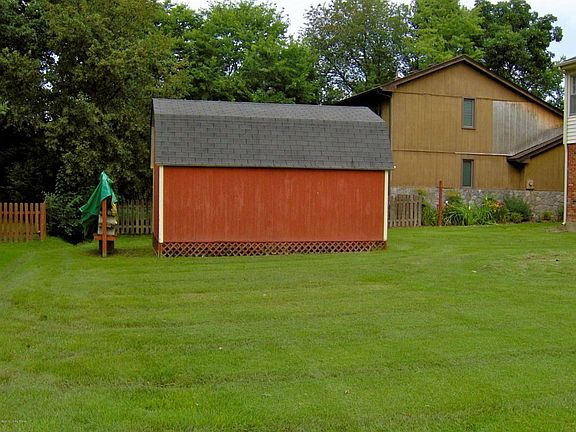 8702 Sonora Building